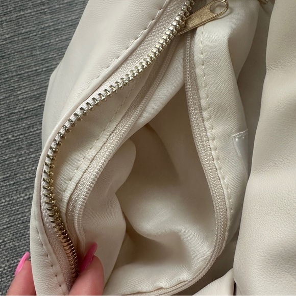 Alexandra Cream Knot Bag - Picture 7 of 7